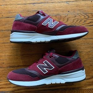 Maroon new balance 597